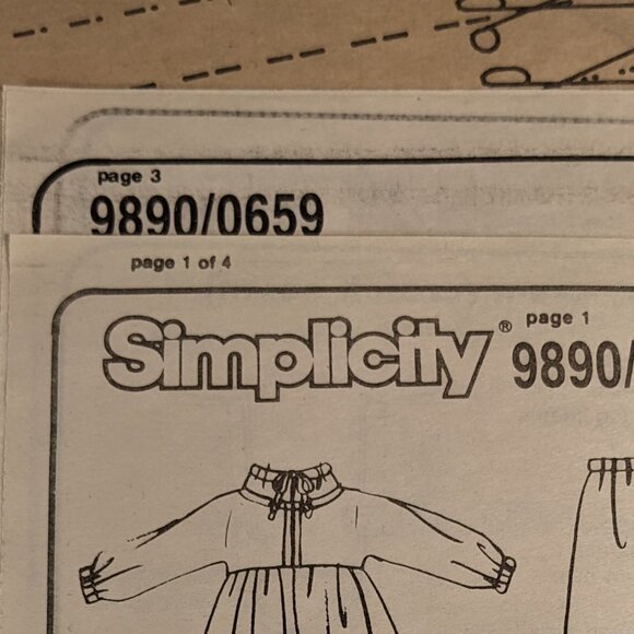 Simplicity pattern 9890 hugs + stitches size A VINTAGE! 1990 NEW/UNCUT! - Picture 11 of 12